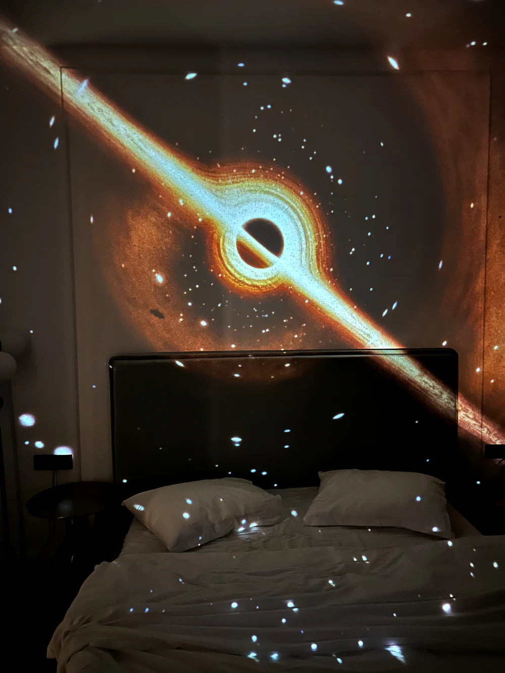 PROJECTEUR SKY SPARKLE UNIVERSE® | VUE MERVEILLEUSE DU COSMOS | VOYAGEZ À TRAVERS LES ÉTOILES